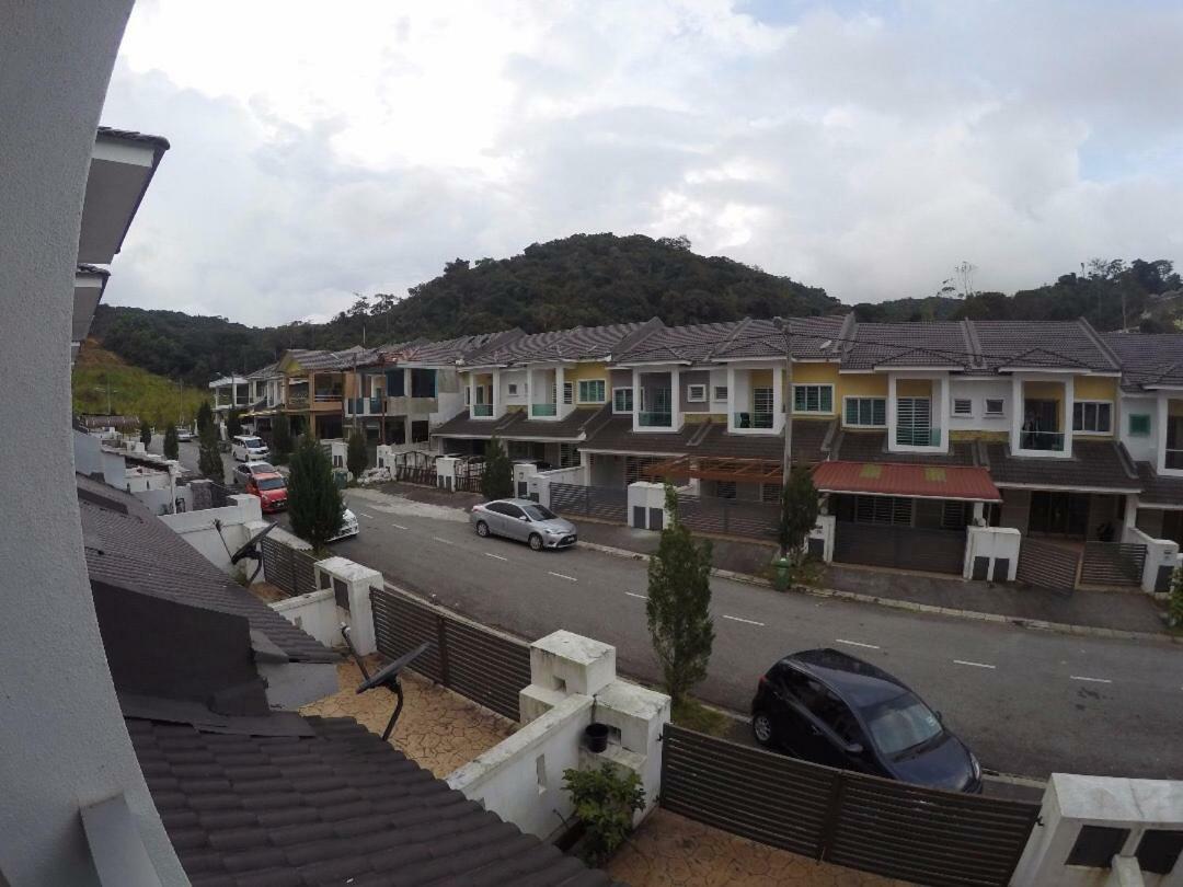 Alyaleesya Homestay Teres Brinchang Exterior photo